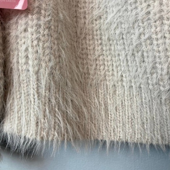 FASHION on Earth Off-the-Shoulder Comfy Pullover Oatmeal Sweater Size S Eyelash - Picture 10 of 12